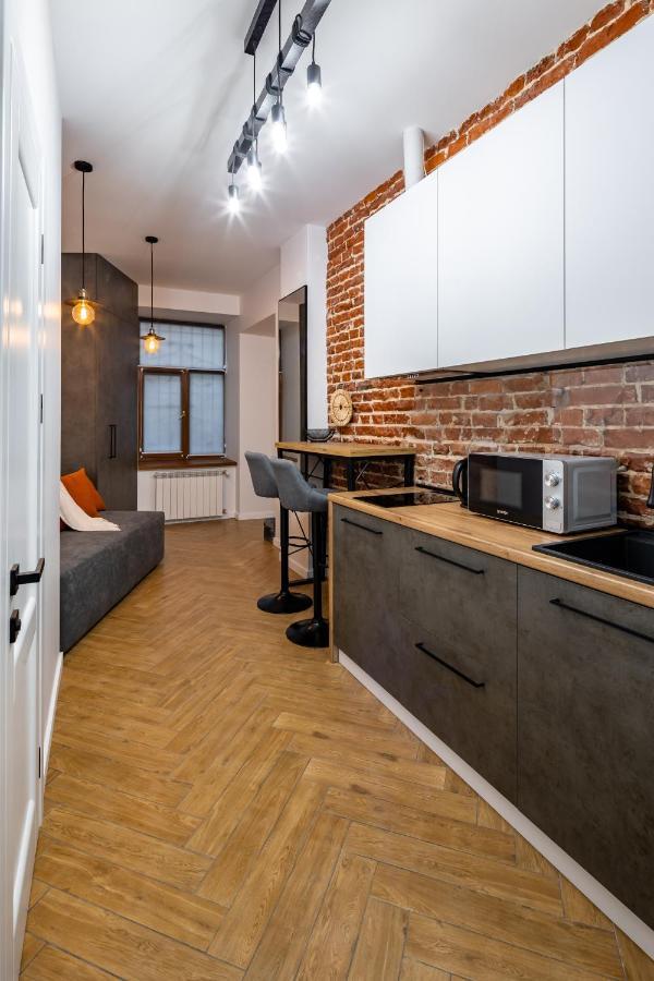 Romari Таманська 12 Lviv Exterior foto