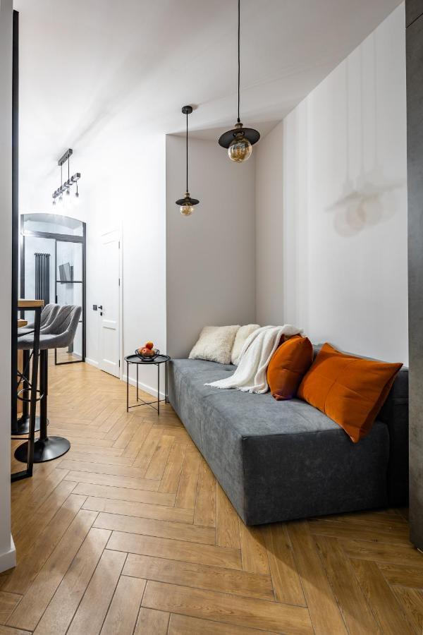 Romari Таманська 12 Lviv Exterior foto